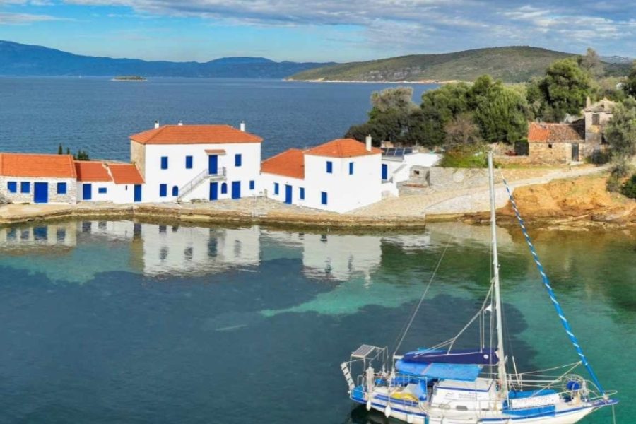 Milina Fishing Trip – Sailing Boat Experience
